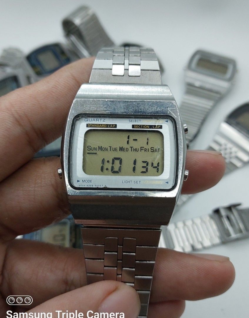 Vintage Seiko Digital Chronograph 1978, Men's Fashion, Watches &  Accessories, Watches on Carousell