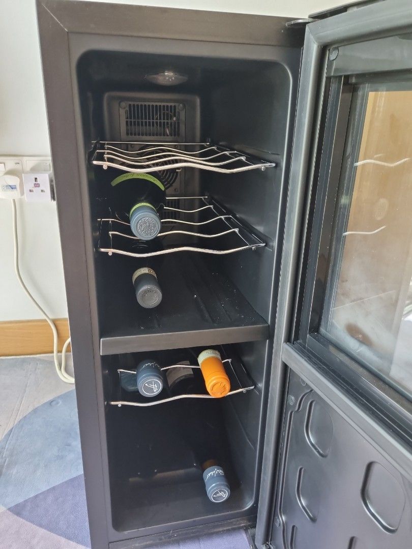 Wine Chiller Dual Temp (1012 bottles), TV & Home Appliances, Kitchen Appliances, Wine Cellar