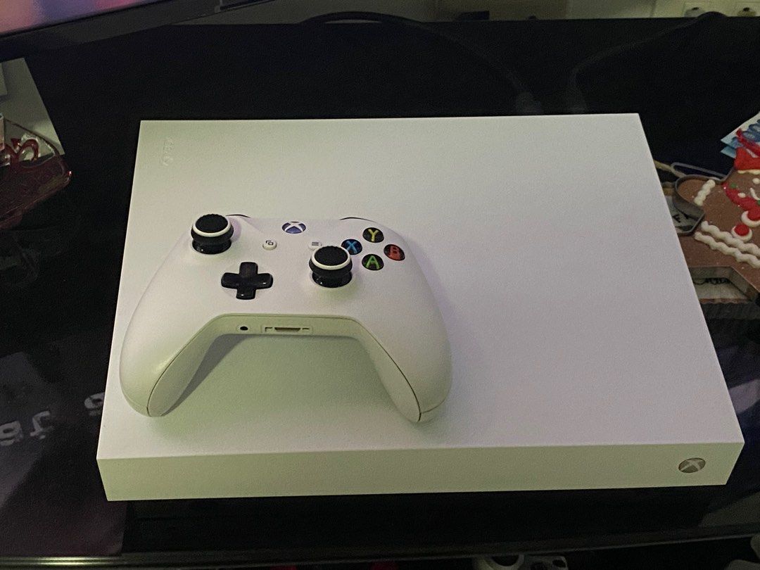 Xbox One X, Video Gaming, Video Game Consoles, Xbox on Carousell