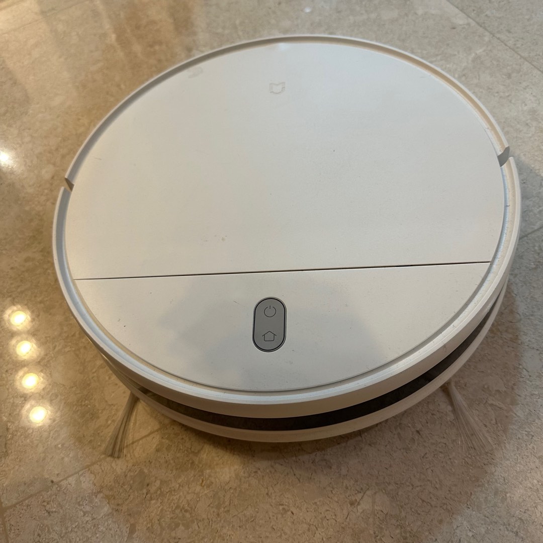 Xiaomi Robot Vacuum G1, TV & Home Appliances, Vacuum Cleaner & Housekeeping on Carousell