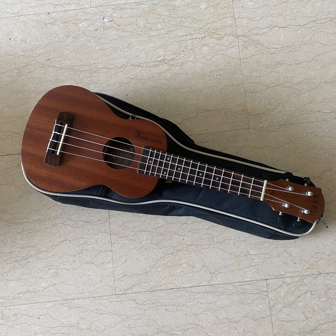 YAEL Ukulele, Hobbies & Toys, Music & Media, Musical Instruments on
