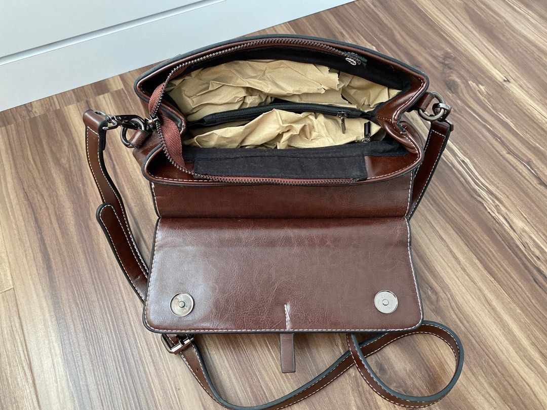 Zalora 2025 messenger bag