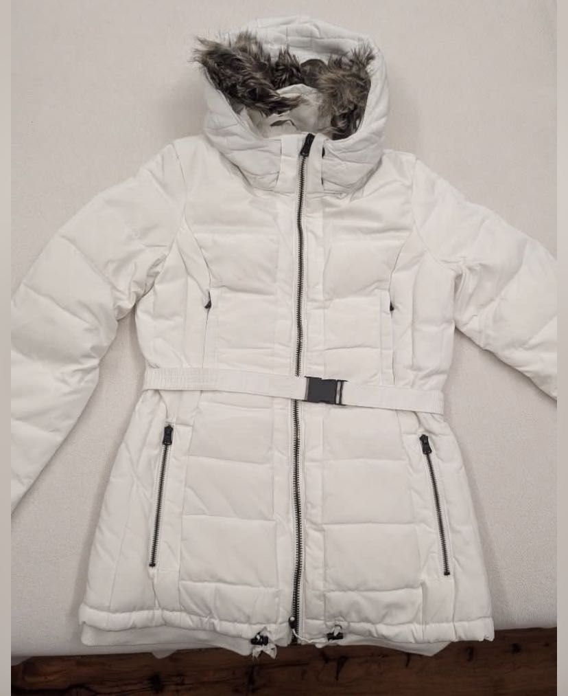 Zara white puffer jacket, Women's Fashion, Coats, Jackets and Outerwear