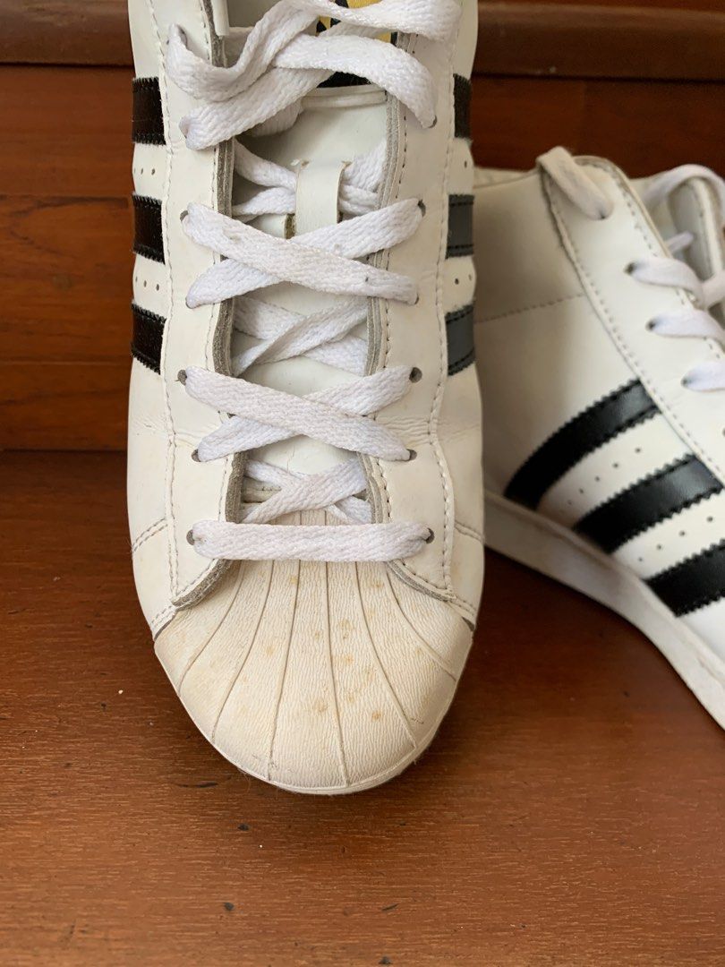 Foto sepatu adidas superstar high hot sale