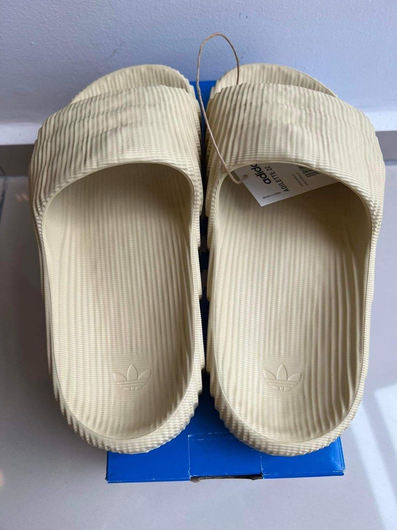 Cream adidas online slides