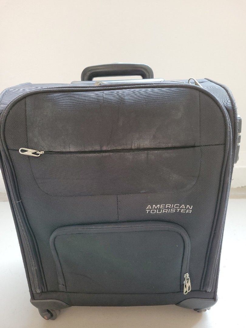 American tourister 20 inch cabin 4 wheel luggage, Hobbies & Toys