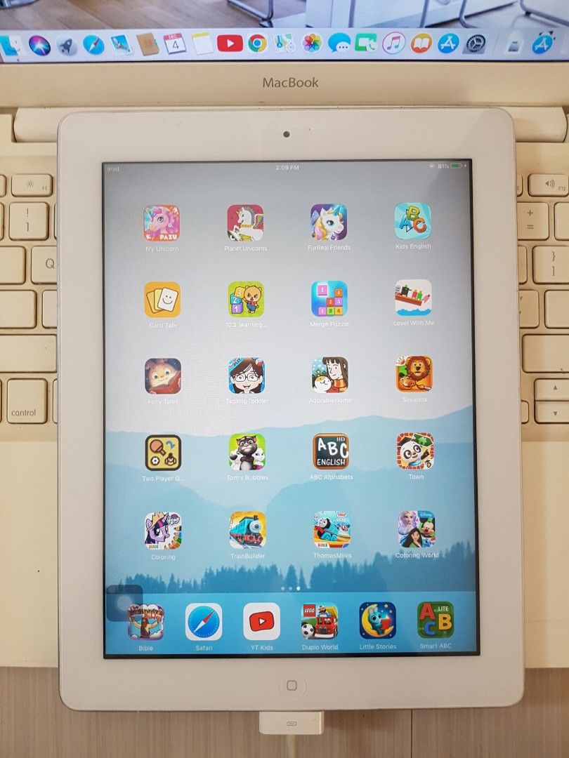Apple iPad For Kids iPad 2nd Gen (Category: iPad) located in Cavite. Submitted by jmy826 (Listing ID 1200865556, Image 1). Description: Kids Apple iPad 2 Wifi Apple A5 Dual Core 16GB Internal 9.7-inch LED Backlit Display in White Bezel ₱3,700.0 Smooth as Brand New iPad "Pang early Christmas Gift" ==Brand New with box== Last 2pcs available. Last 2pcs available. Inclusion Pack, Box, power brick, data cable, iPad itself With pre-downloaded apps: HBO