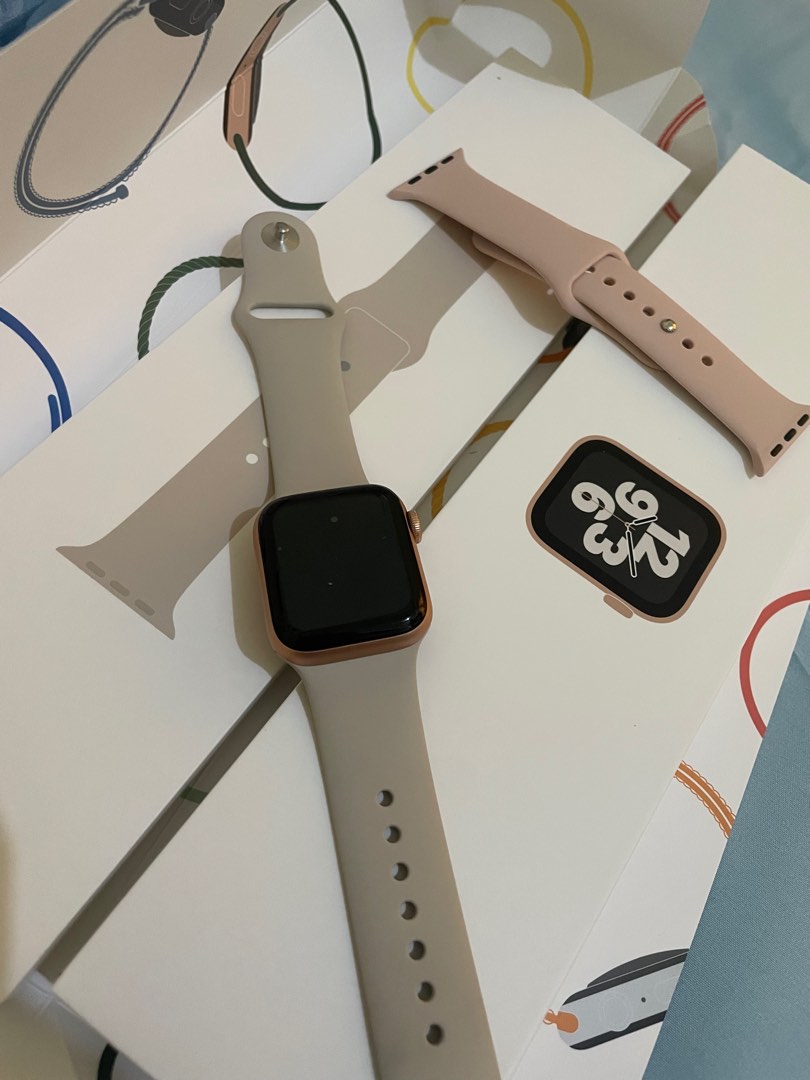 Pink iwatch se clearance