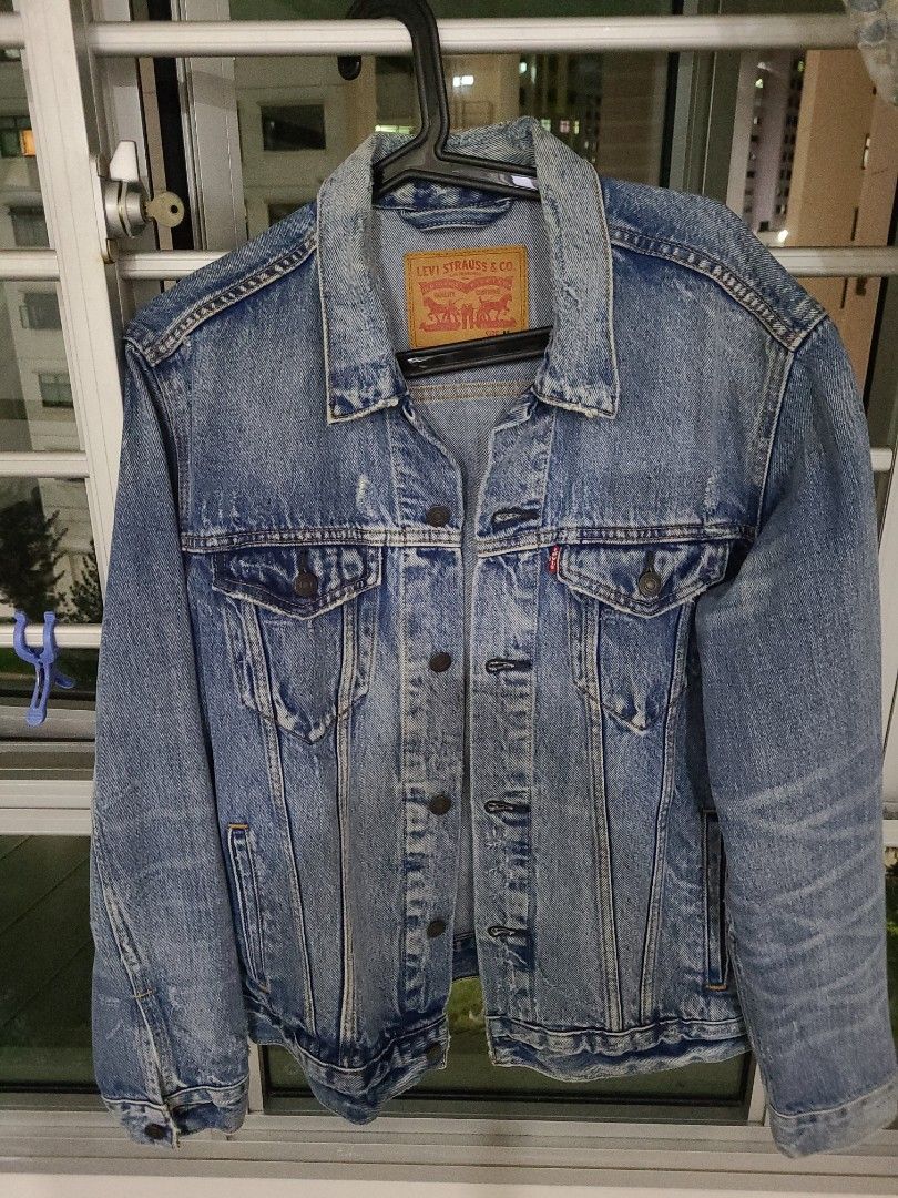 Carhartt on sale levi jacket