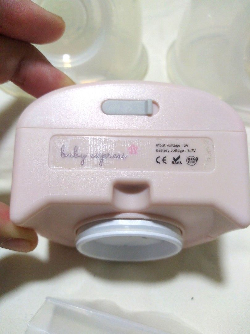 Baby express breast pump (2 sets), Babies & Kids, Nursing & Feeding