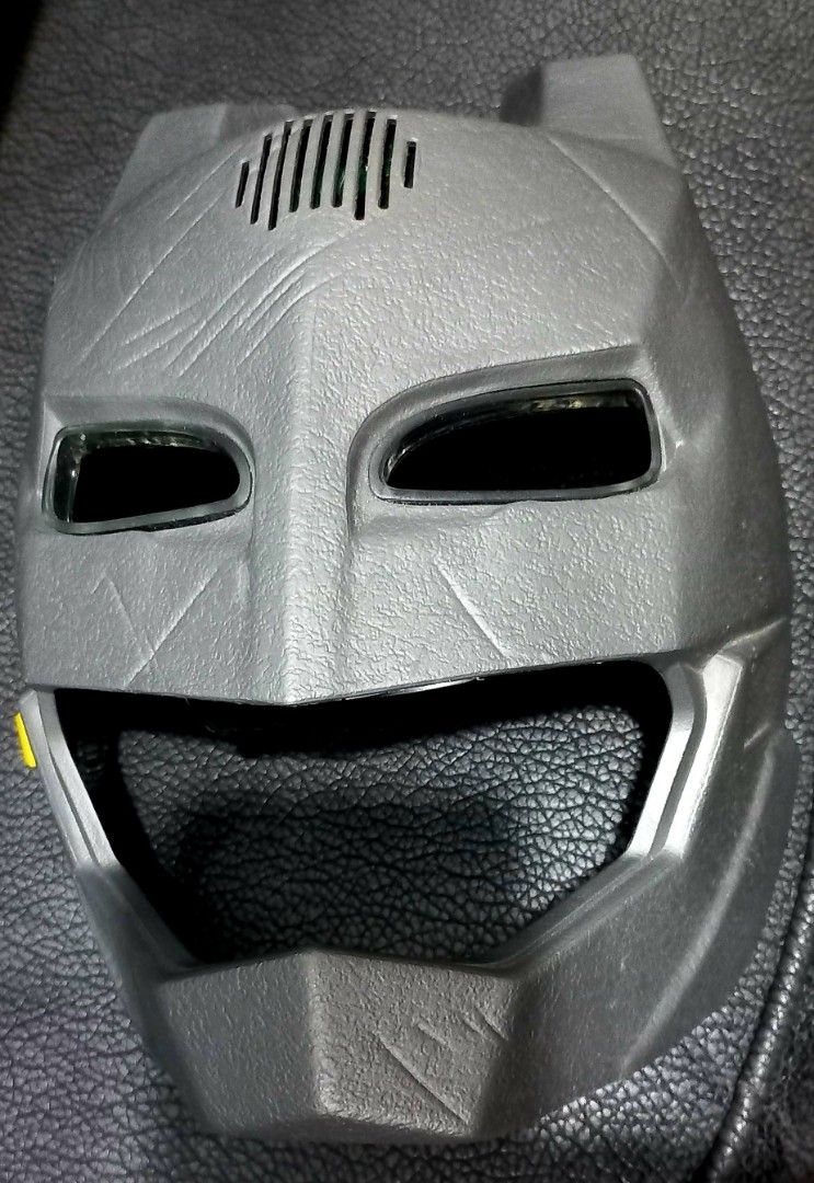 BATMAN VOICE CHANGER MASK, Hobbies & Toys, Toys & Games on Carousell
