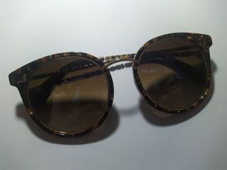 （分類：）位於 。 由 selling2ndhand 提交（商品編號 1200916617，圖片 1）。簡介： 。