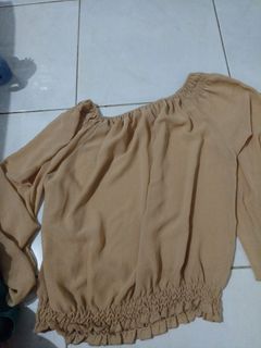 Blouse coklat nerawang preloved
