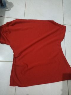blouse merah
