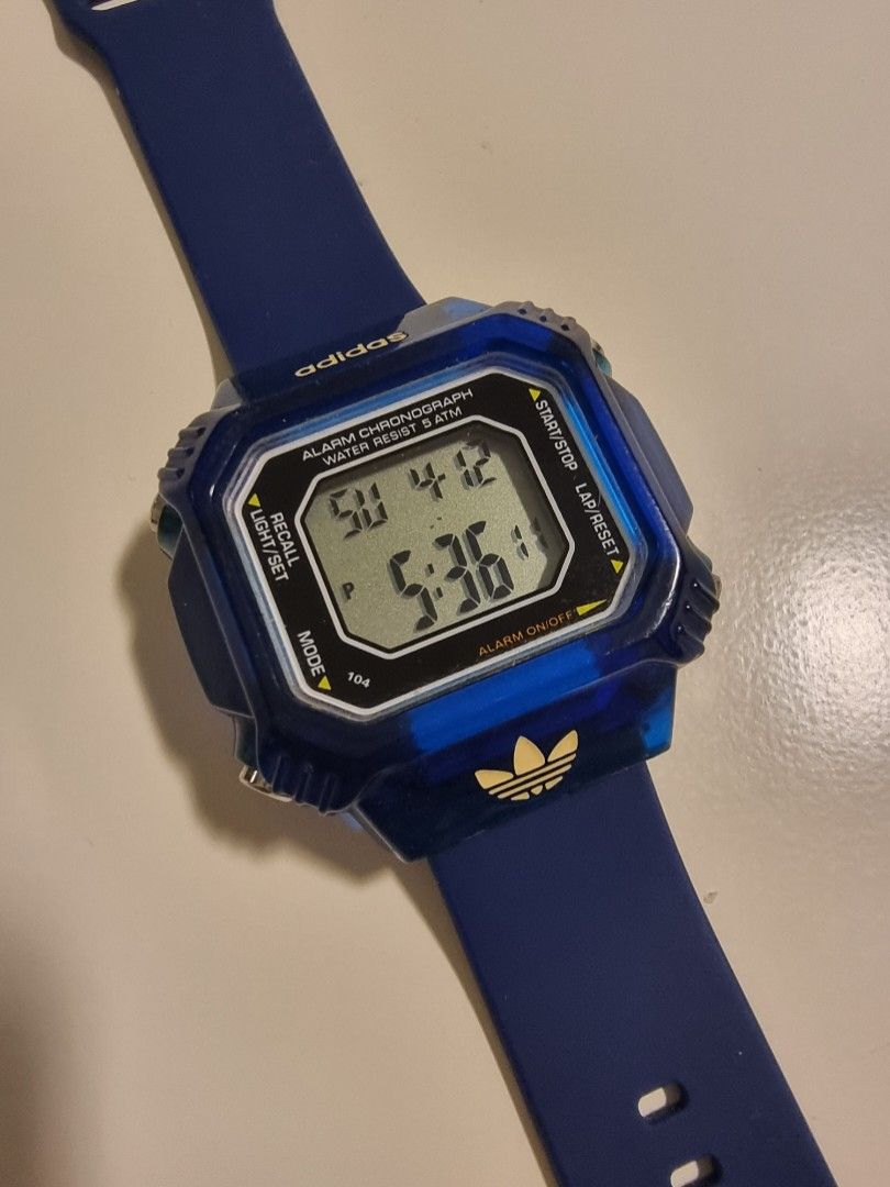Adidas classic watch 2025
