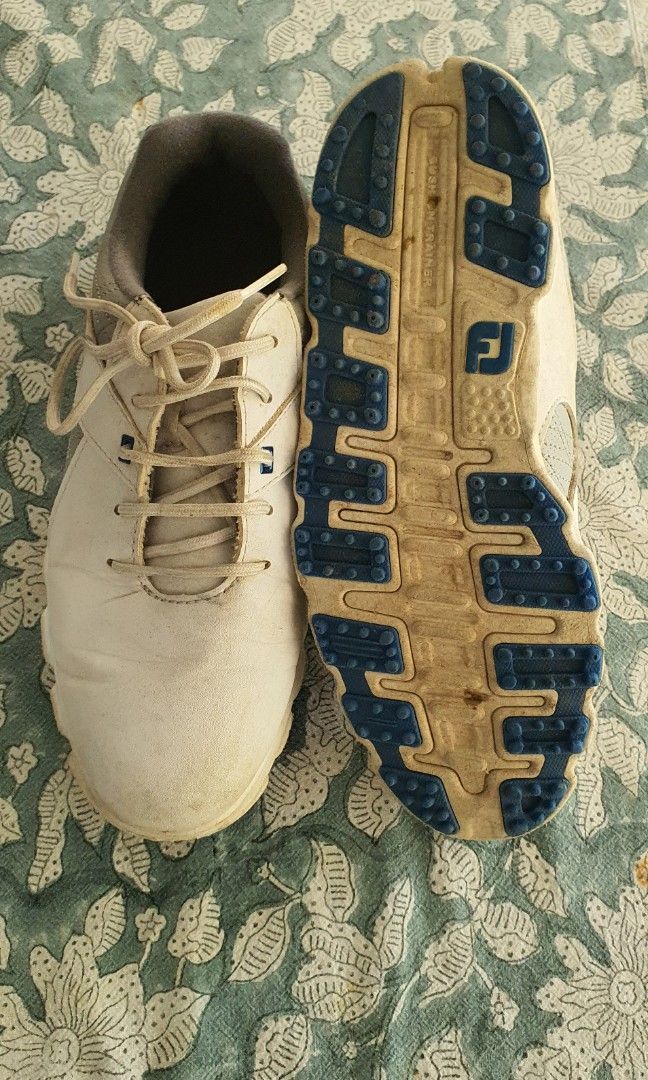 Golf shoes size 3 outlet