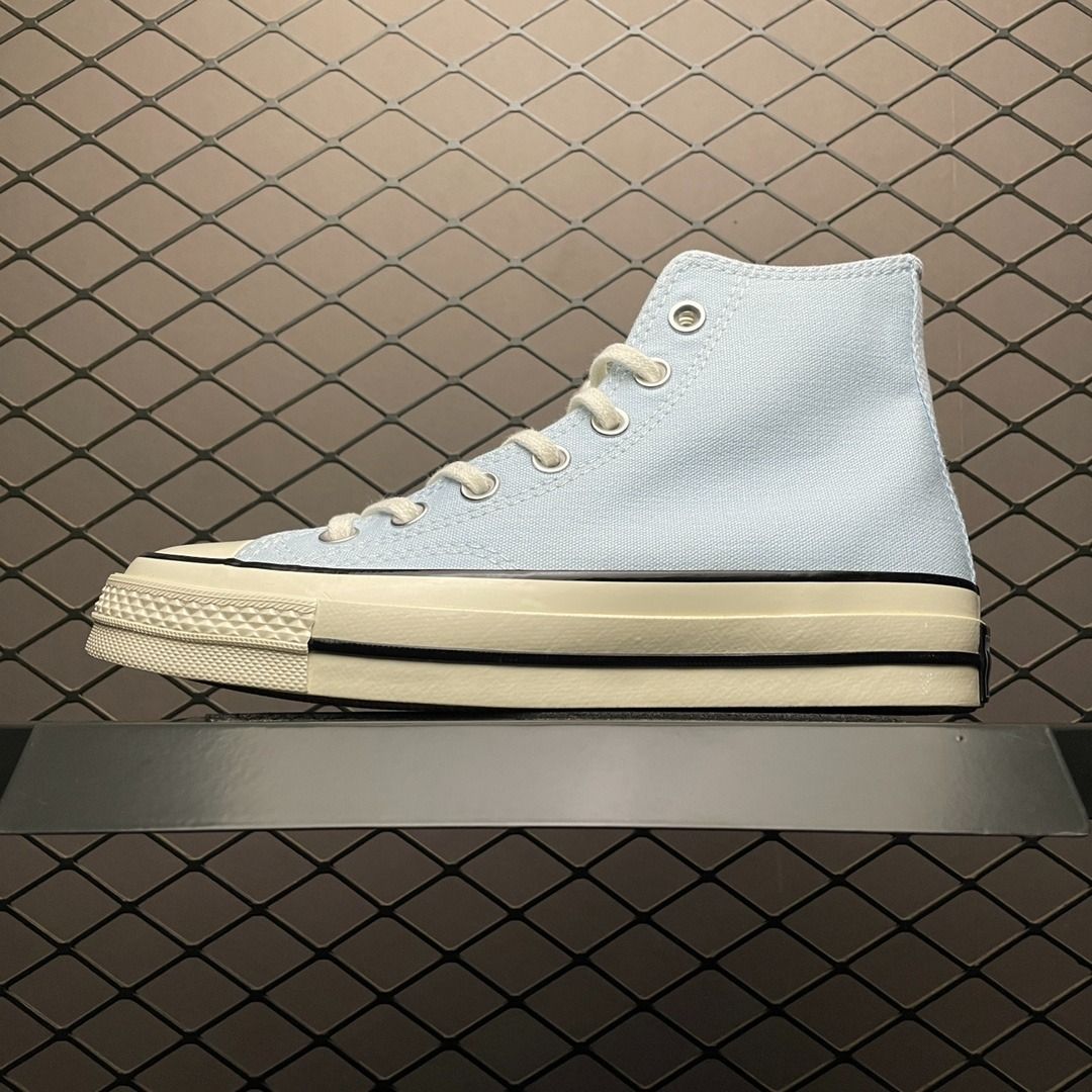 Converse 197 new arrivals on feet