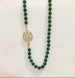 Crystal gemstone green 10mm bead quartz necklace with gold tone filigree pendant