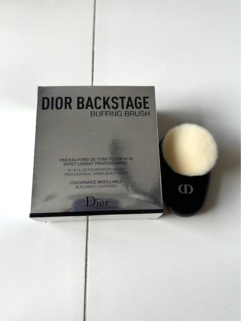 Dior buffing brush deals