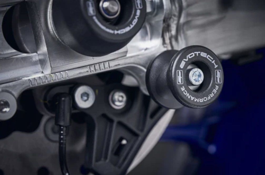 EP Yamaha YZFR1 Paddock Stand Bobbins (2020+), Motorcycles, Motorcycle