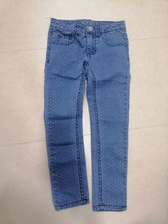 (Category: ) located in . Submitted by shinyunn (Listing ID 1200986848, Image 1). Description: .