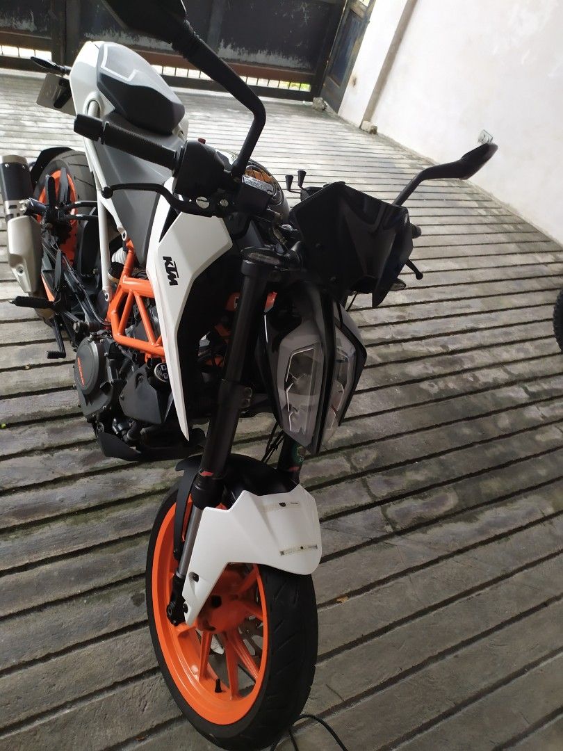 Second Gen Duke FS 2017 KTM Duke 390 2nd gen, Motorbikes, Motorbikes for Sale on Carousell
