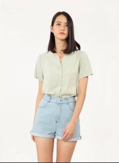 (Category: ) located in . Submitted by fundmeclothes (Listing ID 1200843197, Image 1). Description: .