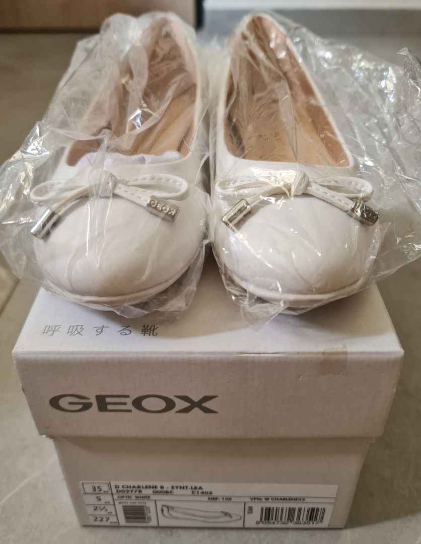 Geox white pump Women s Fashion Footwear Flats on Carousell