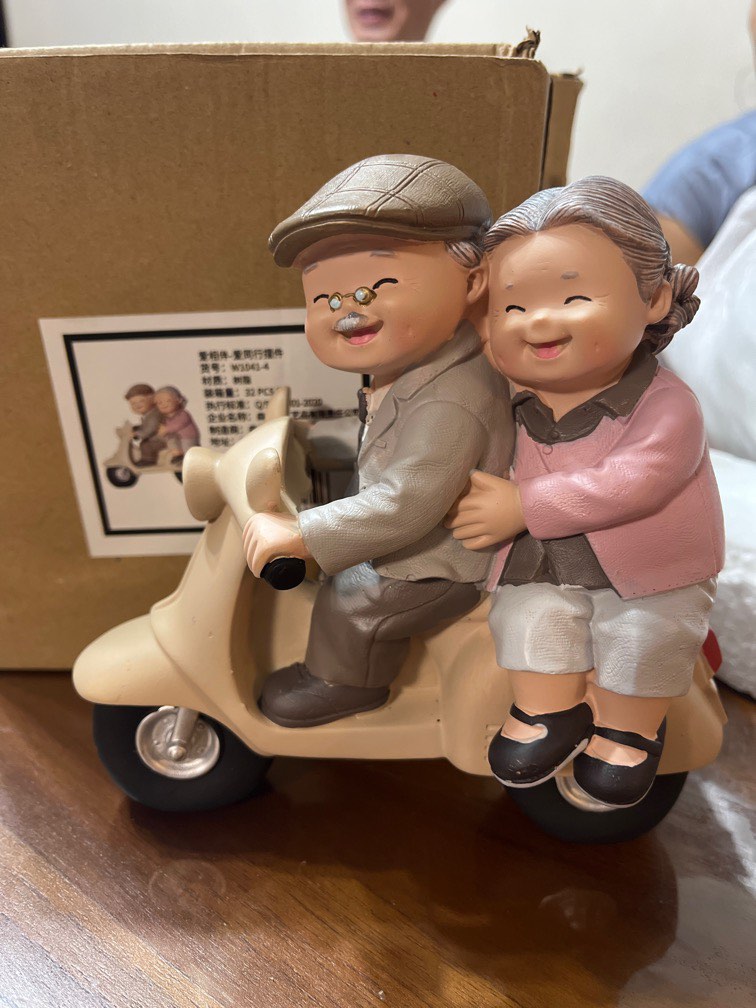 Grandparents figurines, Food & Drinks, Gift Baskets & Hampers on Carousell