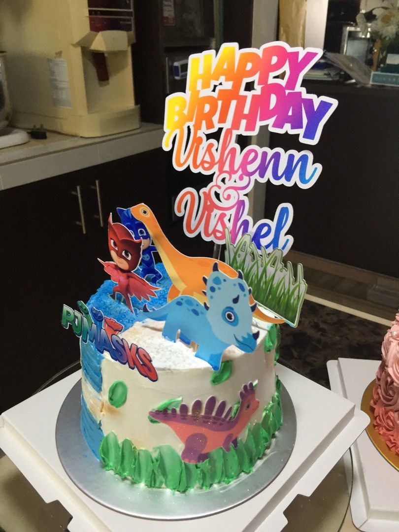 Halal Customised Birthday Cake, Food & Drinks, Homemade Bakes on Carousell