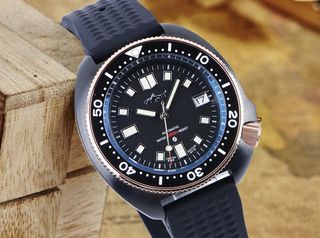(Category: ) located in . Submitted by z-watches (Listing ID 1200953797, Image 1). Description: .