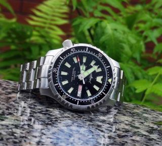 (Category: ) located in . Submitted by z-watches (Listing ID 1200974578, Image 1). Description: .