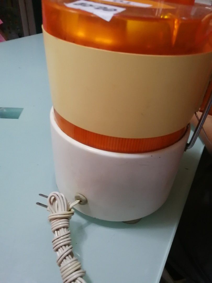 Hitachi brand japan💕110v (Category: Juicers, Blenders & Grinders) located in Cavite. Submitted by mamamia73 (Listing ID 1200938614, Image 3). Description: heavy duty juicer from. japan need transformer 110v.