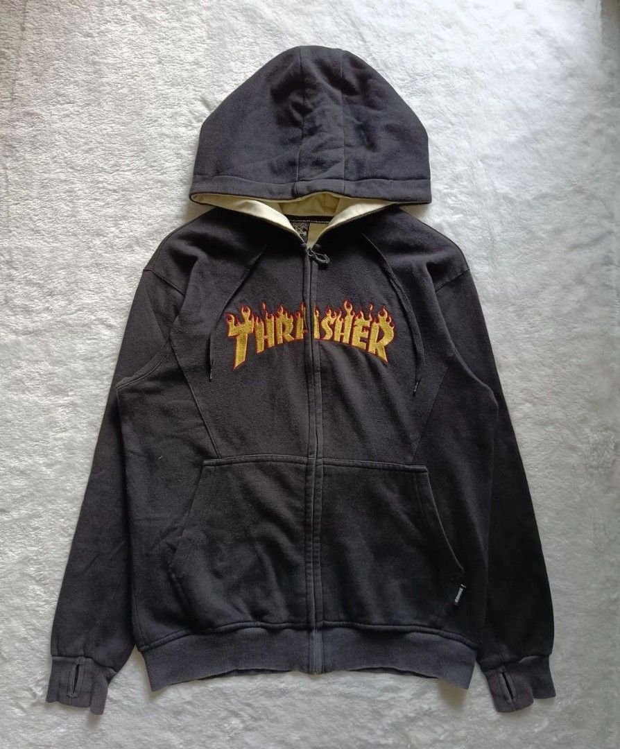 Hoodie Zip Thrasher Japan Market, Fesyen Pria, Pakaian Atasan di