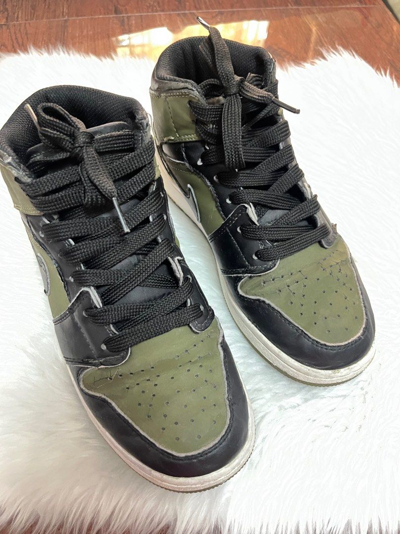 j1 mid green toe