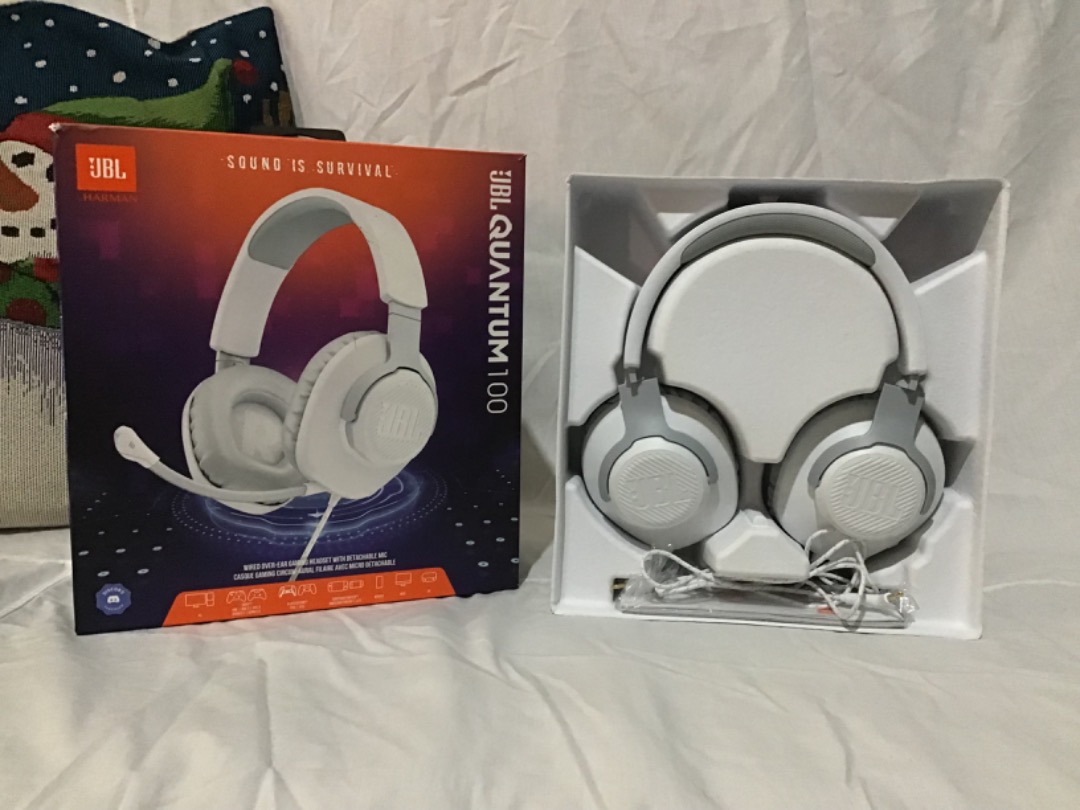 JBL QUANTUM 100 Gaming Headset with detachable mic (WHITE), Audio