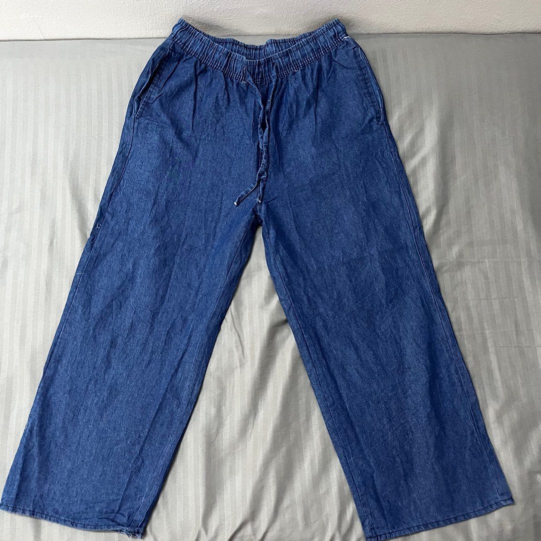 Jeans cutting besar, Women's Fashion, Bottoms, Jeans & Leggings on