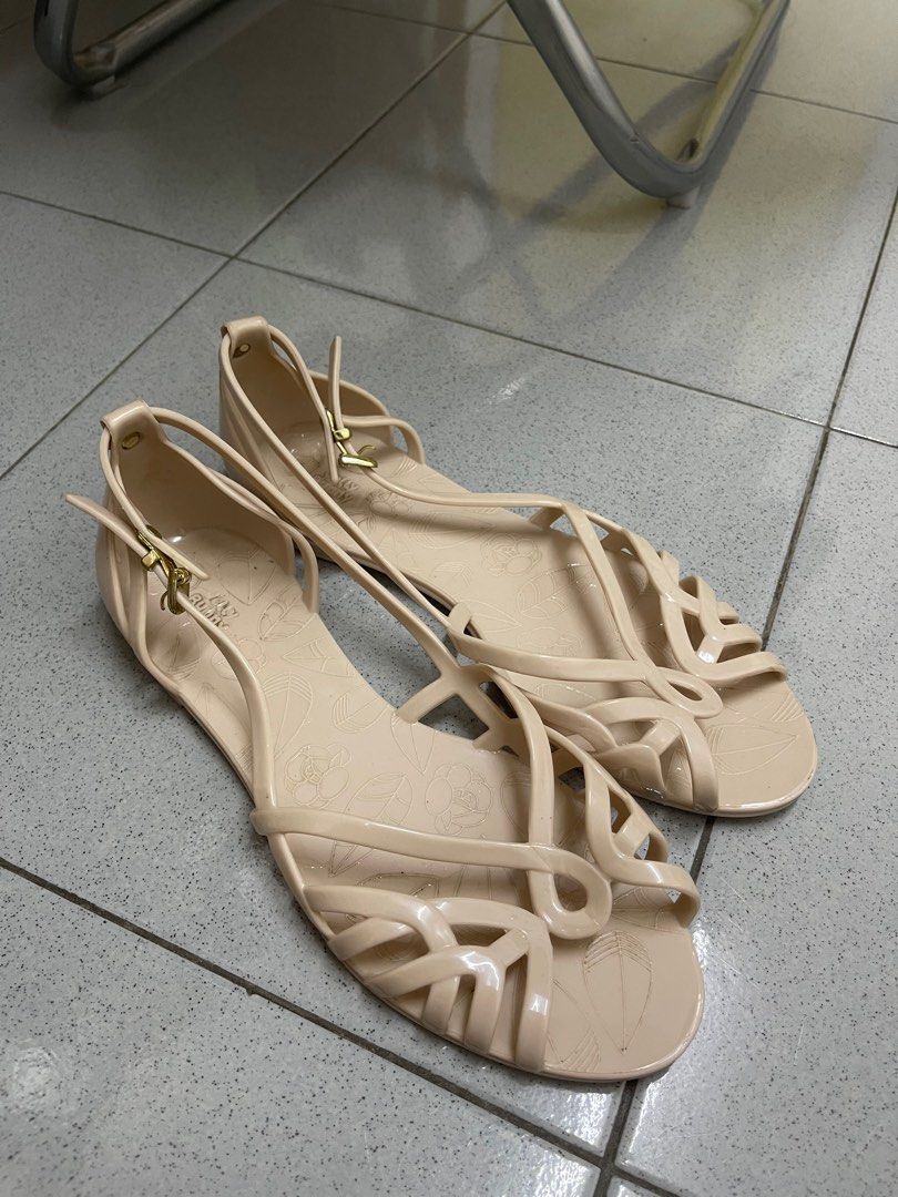 harga sandal jelly bunny