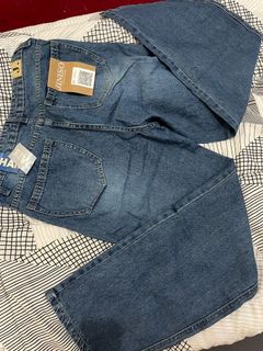 (Kategori: ) berada di . Dikirim oleh dita198 (ID iklan 1200849260, Gambar 1). Deskripsi: .