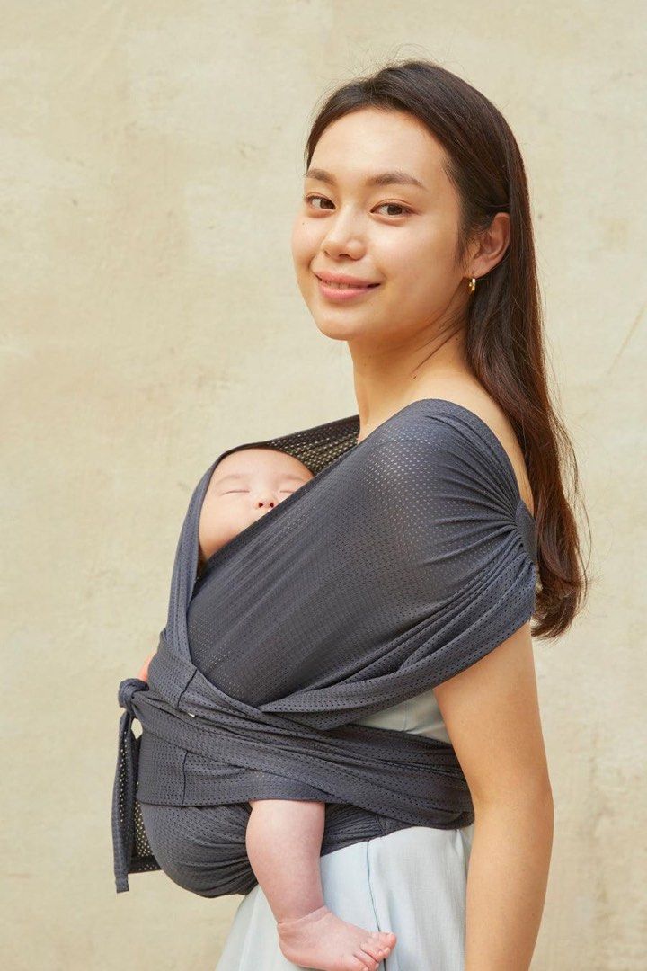 Konny baby carrier flex Summer charcoal, Babies & Kids, Going Out