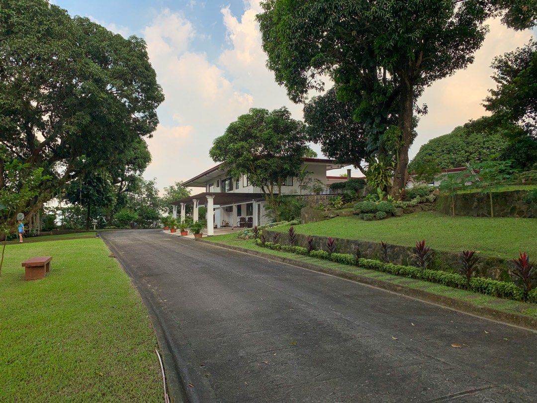 La Vista Mansion for Sale in Quezon City, Property, For Sale, House & Lot on Carousell