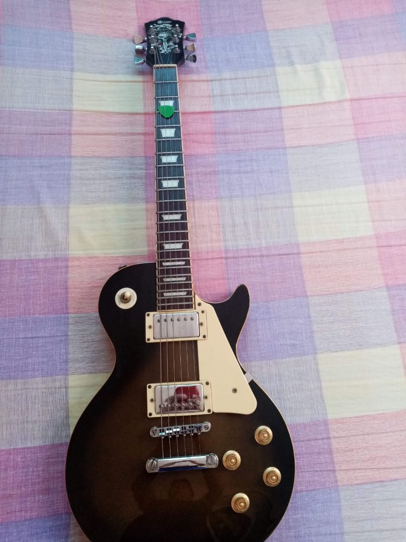 Les paul style guitar (Category: Musical Instruments) located in Quezon City. Submitted by shrednoize (Listing ID 1200892618, Image 1). Description: .