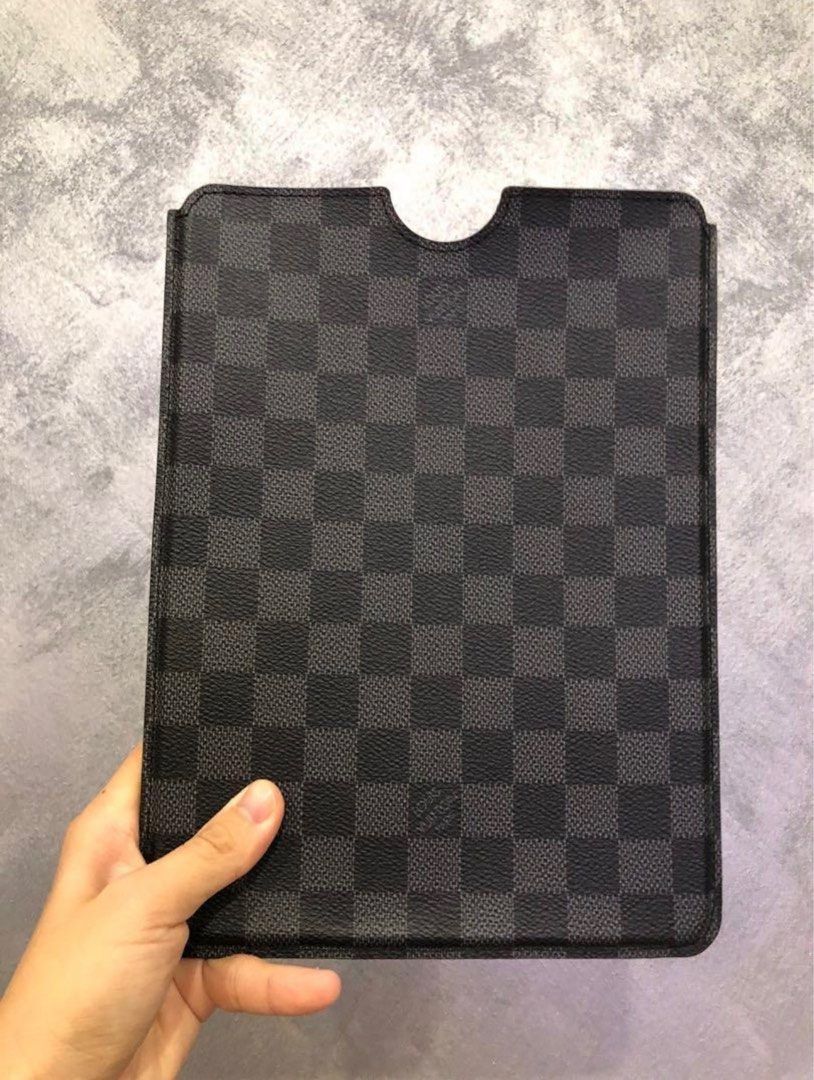 Buy LOUIS VUITTON Men Apple iPad Air 2 flapcase Damier Graphite