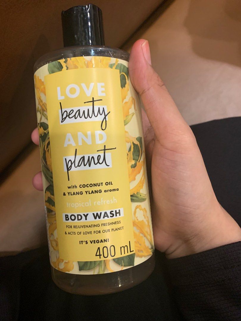 Love beauty body wash tropical refresh, Health & Beauty, Skin