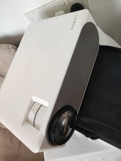 Lumos AURO projector