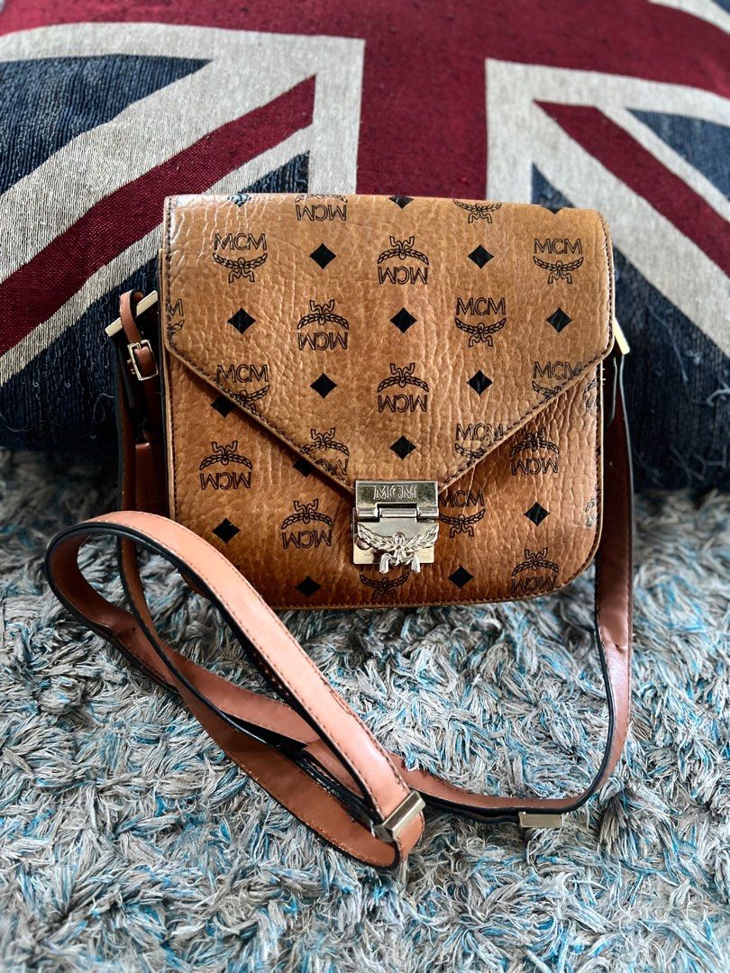 Mcm crossbody vintage best sale