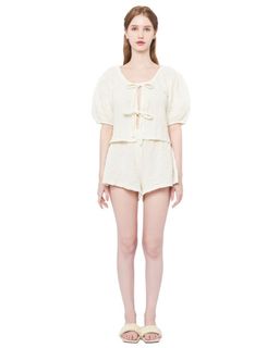 (Category: ) located in . Submitted by prelovedbyEleanor (Listing ID 1200889520, Image 1). Description: .