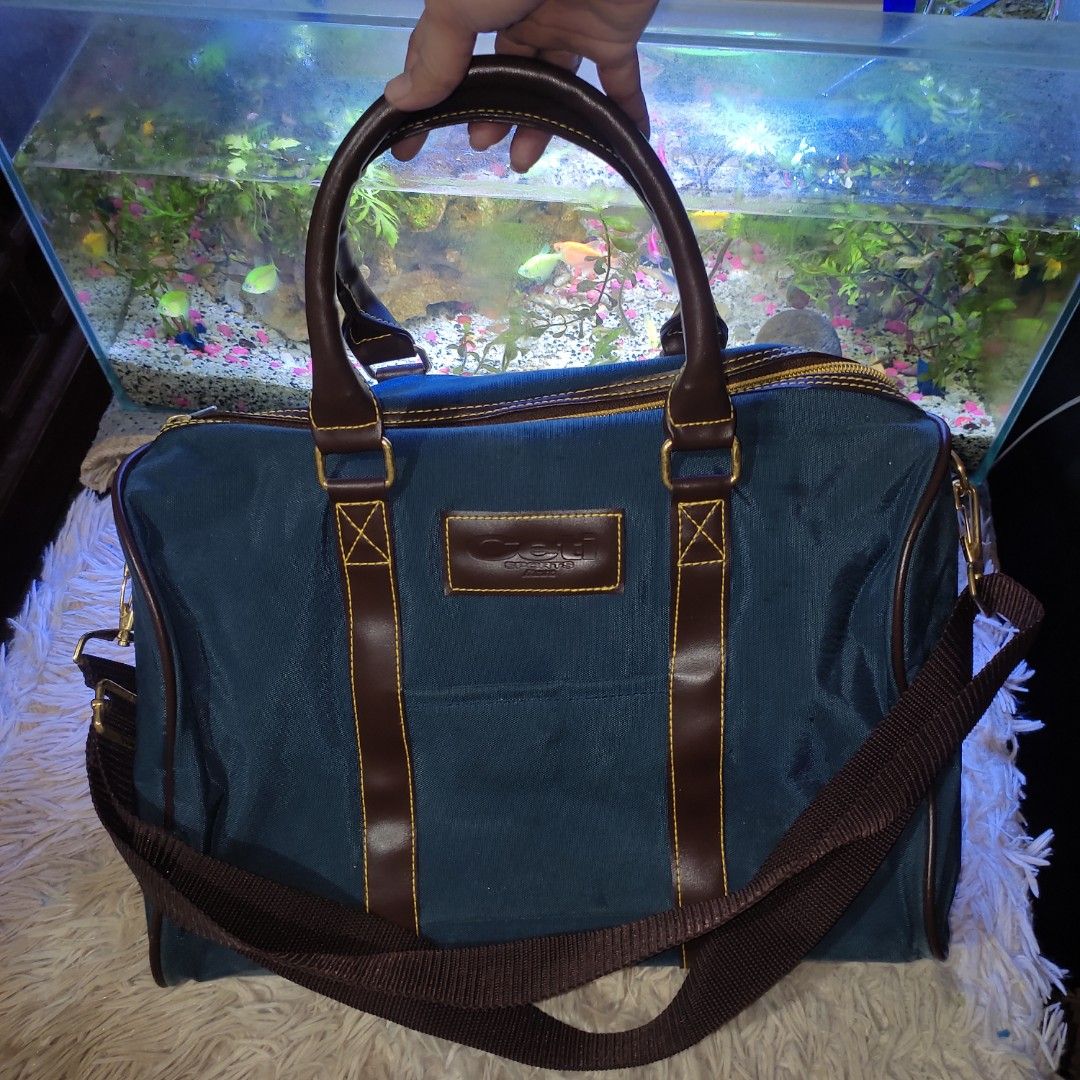 Mizuno Minu Travel Bag (Category: Luxury Bags & Wallets) located in Davao. Submitted by jenpolinar (Listing ID 1200884326, Image 1). Description: authentic and original Mizuno bag price plus shipping.