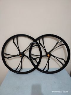 (Category: ) located in . Submitted by cycloride (Listing ID 1115621419, Image 1). Description: .