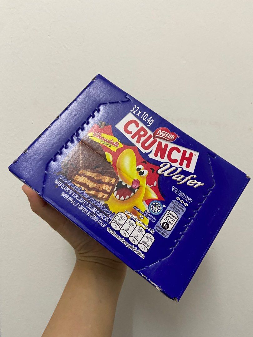 Nestle Crunch Wafer, Food & Drinks, Packaged & Instant Food on Carousell